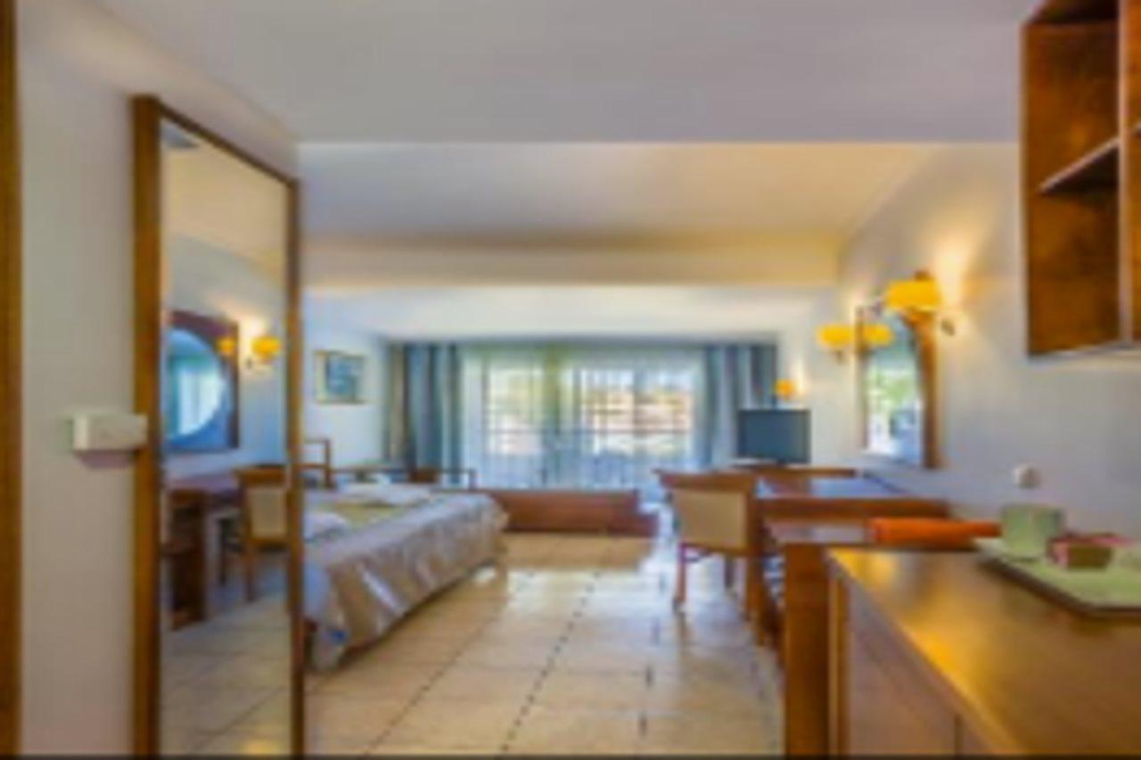 Kipriotis Maris Suites Псалиди Екстериор снимка