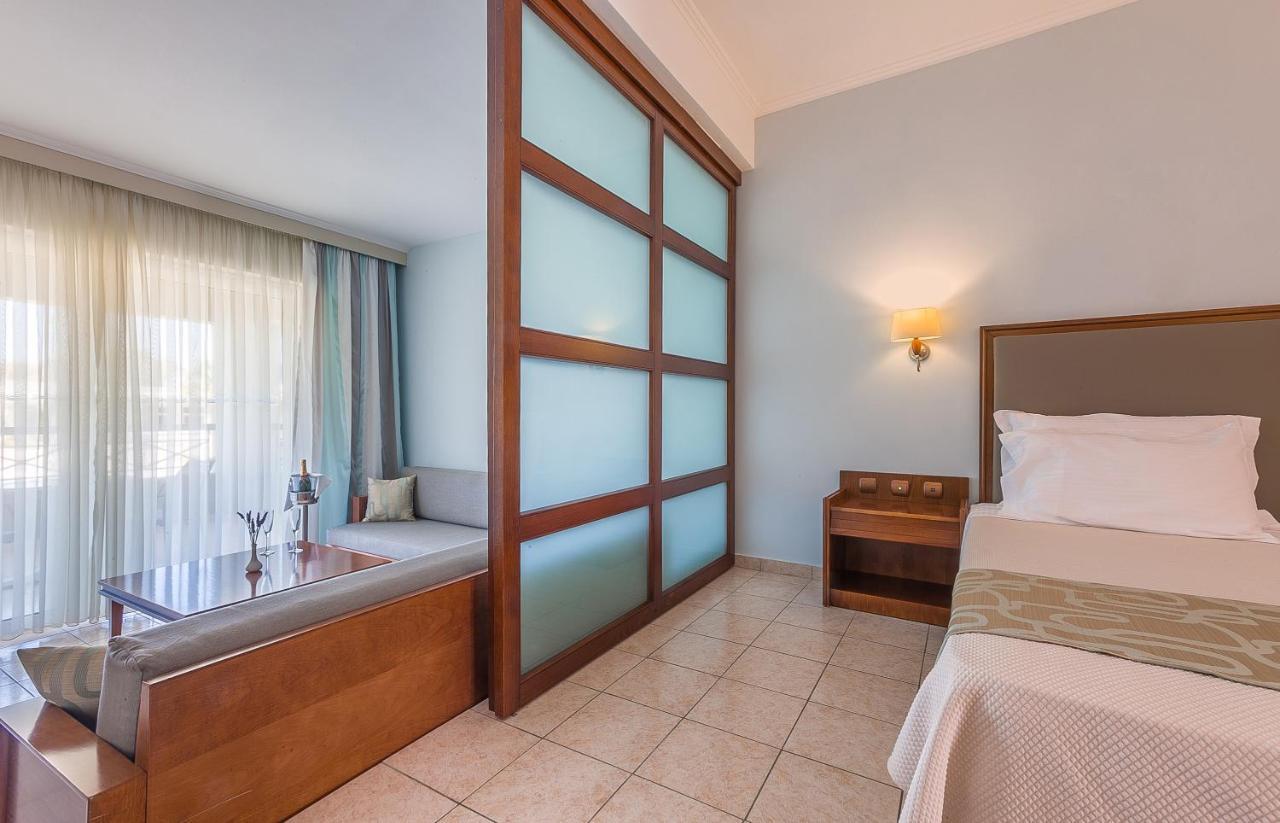 Kipriotis Maris Suites Псалиди Екстериор снимка